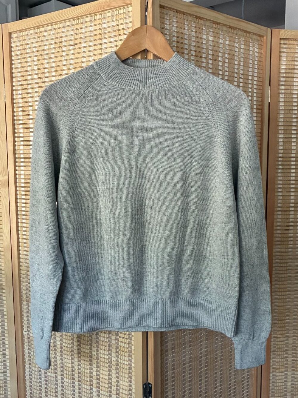 Everlane 100% Cotton Mockneck Soft Gray Sweater - Small
